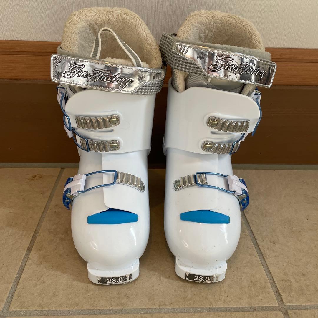 ジュニアスキー4点セット　スキー板　ビンディング　ストック　ブーツ