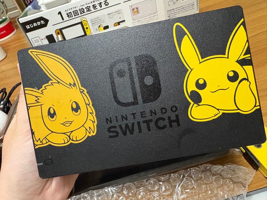 Nintendo Switch ピカチュウ イーブイ 本体 スイッチ ピカブイ