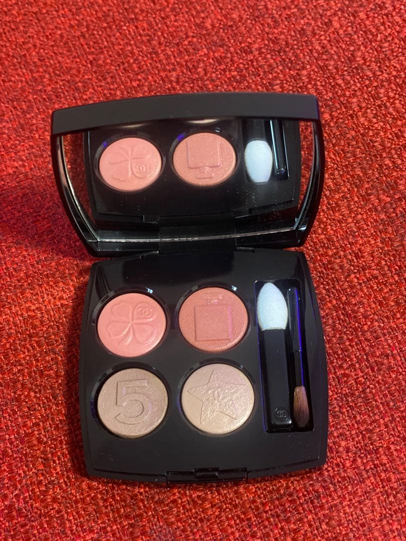 CHANEL レキャトルオンブル209ブトン　マドモアゼル⭐︎新作、特別限定品⭐︎