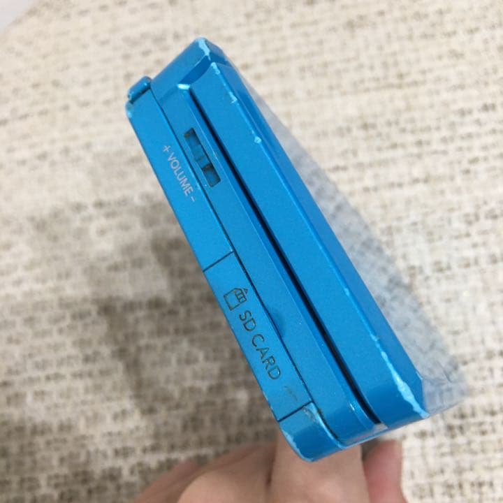 ニンテンドー3DS ライトブルー