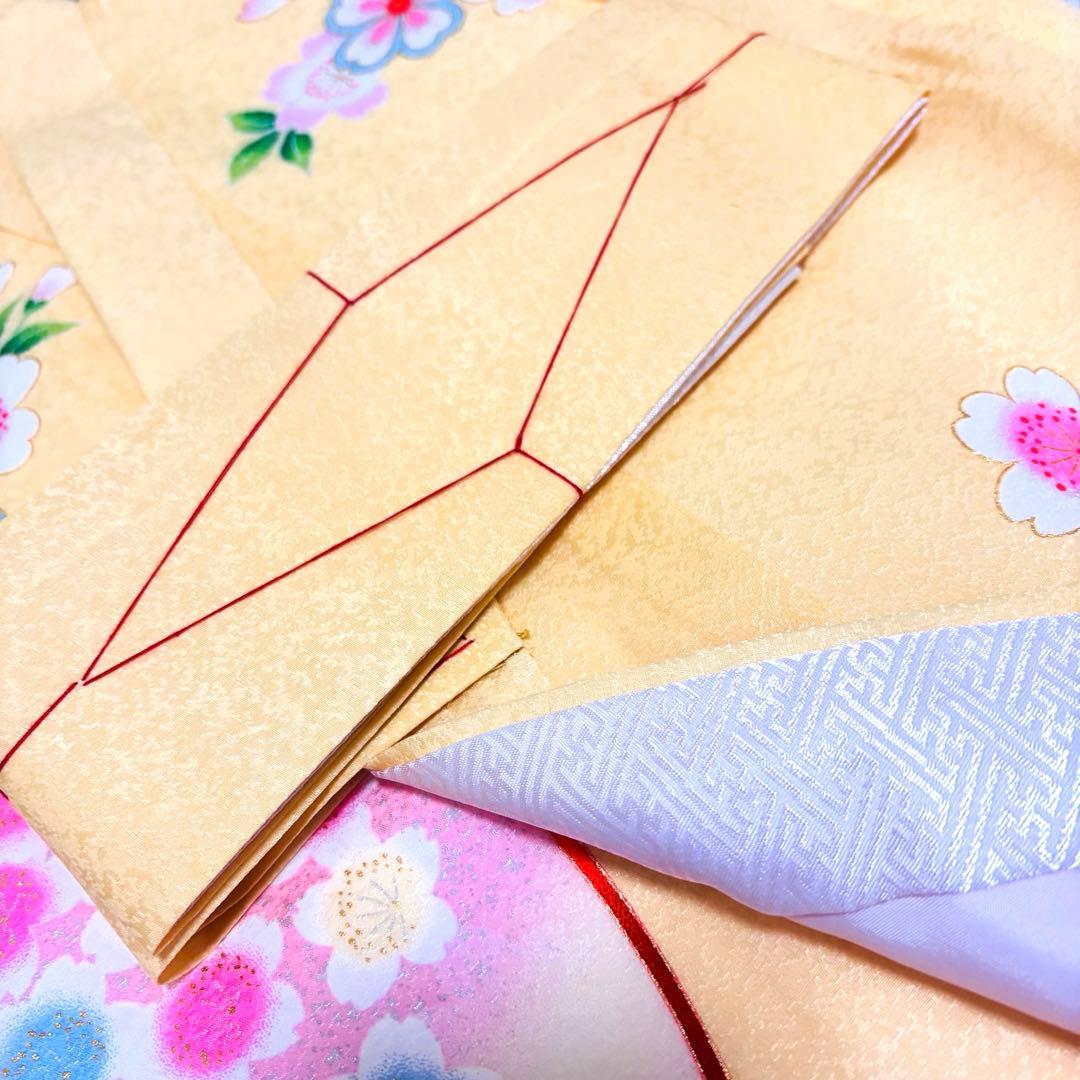 【新品】 正絹 特選京友禅 刺繍入り お宮参り産着♦︎長襦袢付 ペールオレンジ 鈴