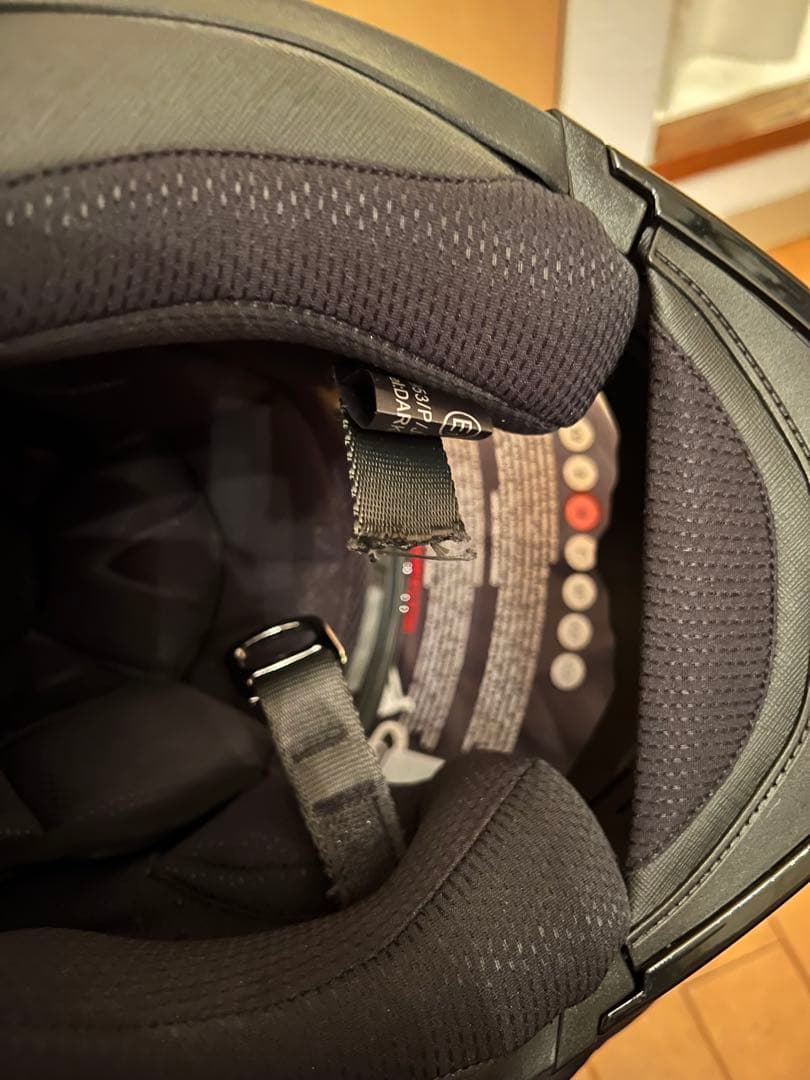 【ジャンク扱い】 SIMSON DARKSOME ヘルメット ブラックMサイズ