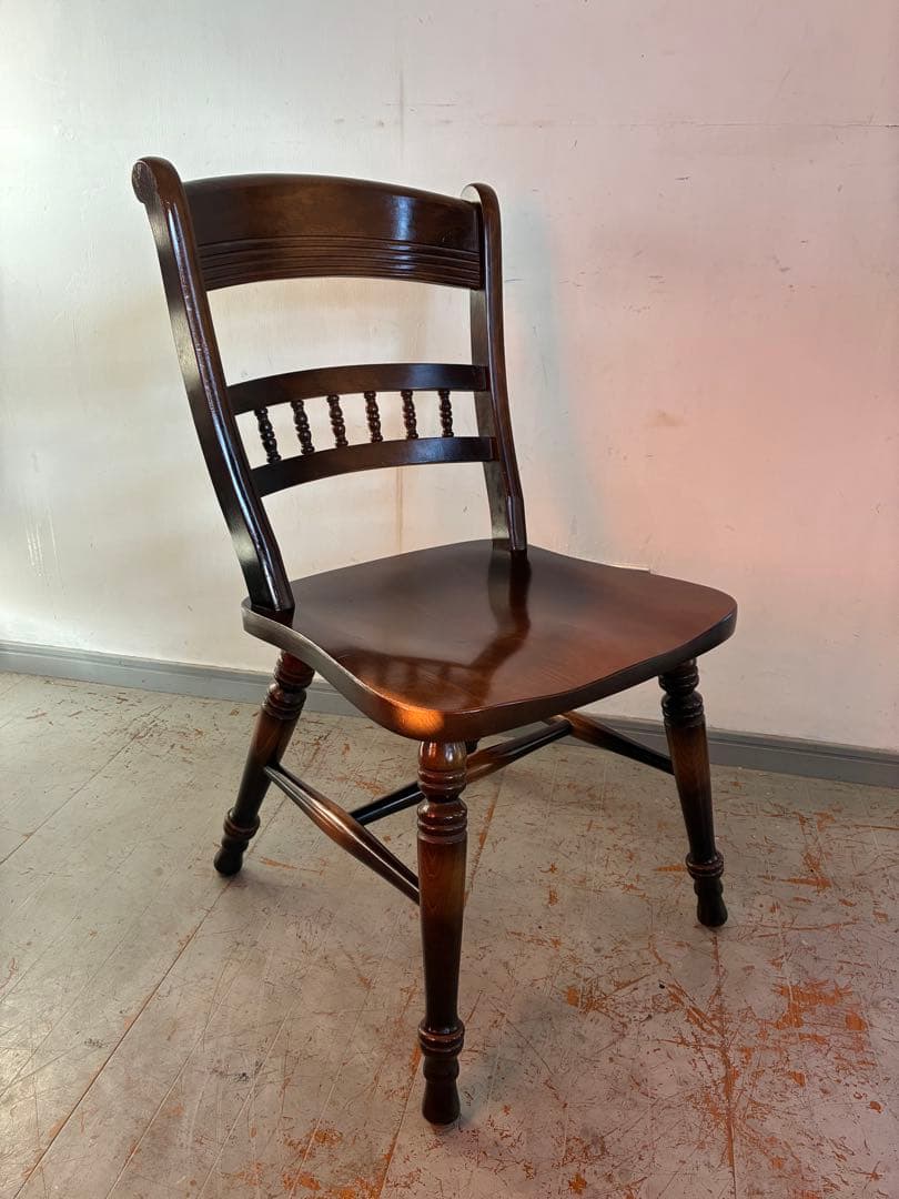 飛騨産業 HIDA キツツキ スピンドル　ダイニングチェア オーク無垢材