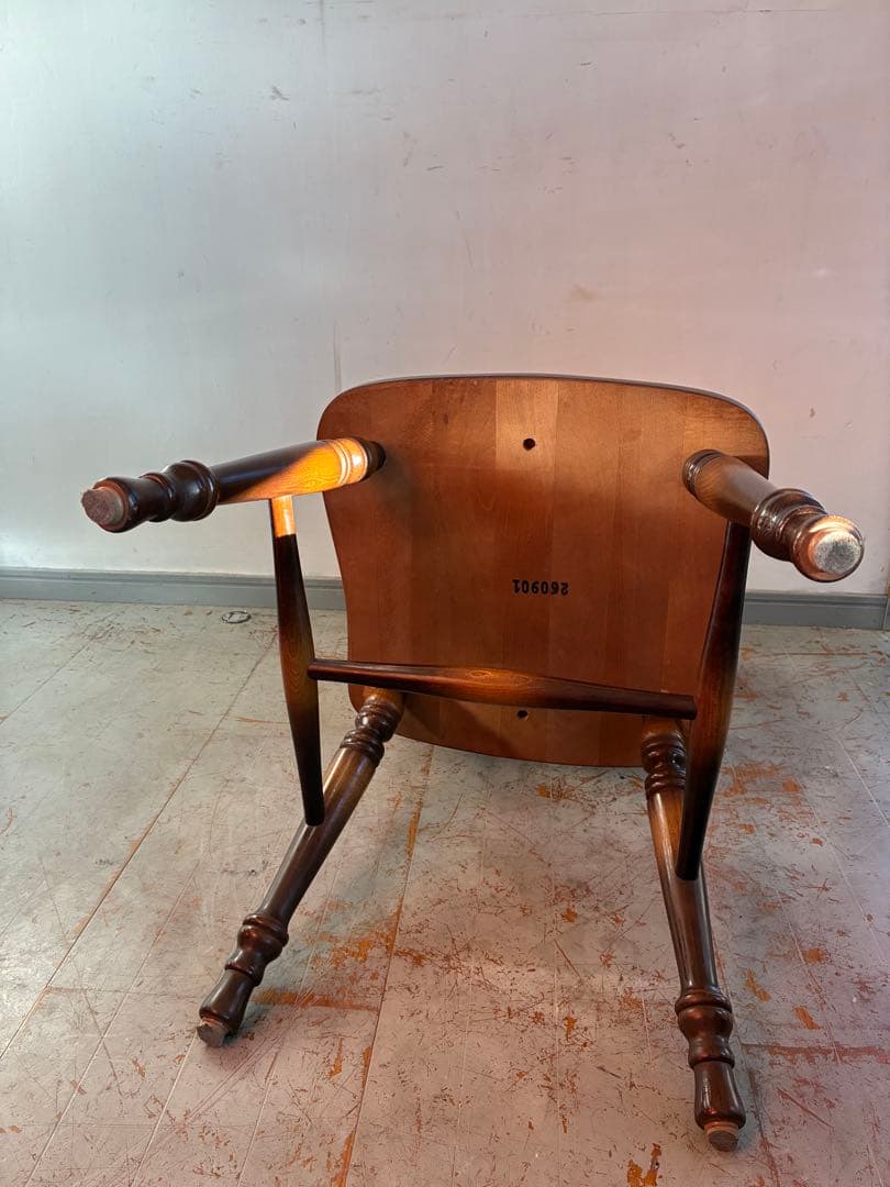 飛騨産業 HIDA キツツキ スピンドル　ダイニングチェア オーク無垢材