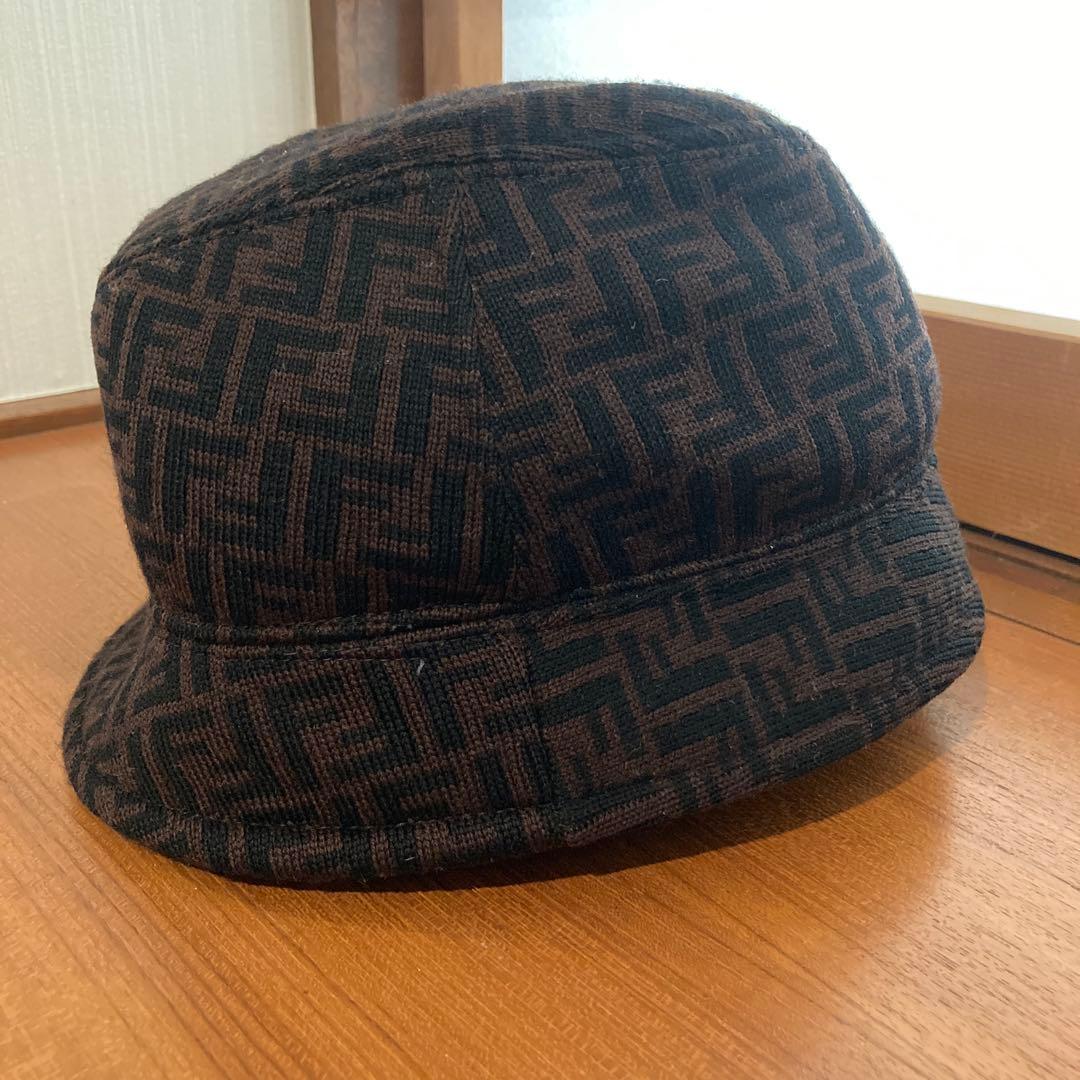 Fendi バケットハット ダークブラウン