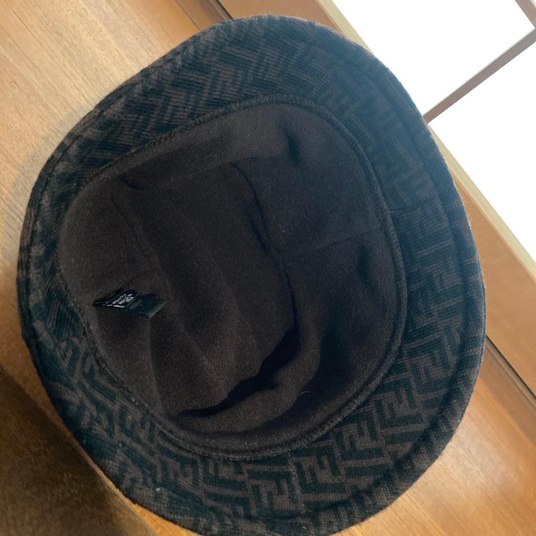 Fendi バケットハット ダークブラウン