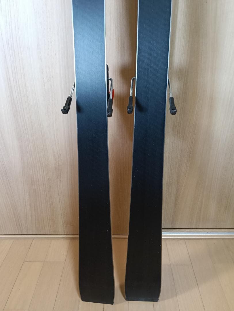 ロシニョール スーパーヴィラージュ Ⅶ LIMITED 23モデル 166cm