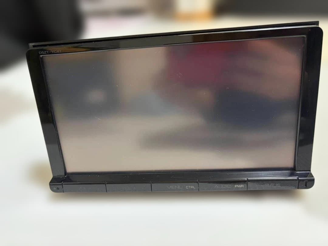 TOYOTA　dszt-yc4t カーナビ用ディスプレイ 9インチ