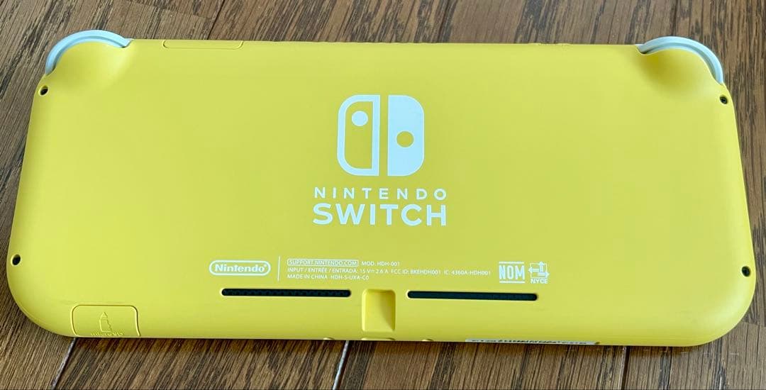 Nintendo Switch Lite イエロー（海外購入品）