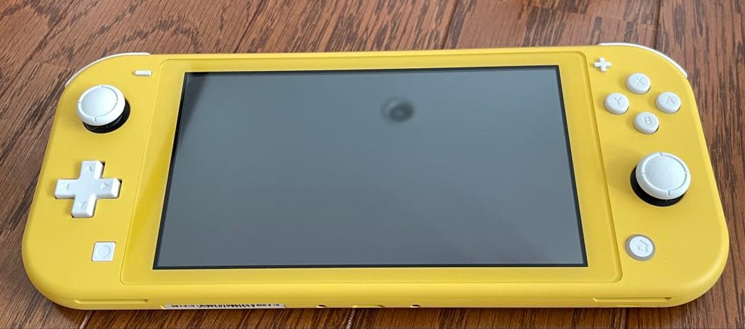 Nintendo Switch Lite イエロー（海外購入品）