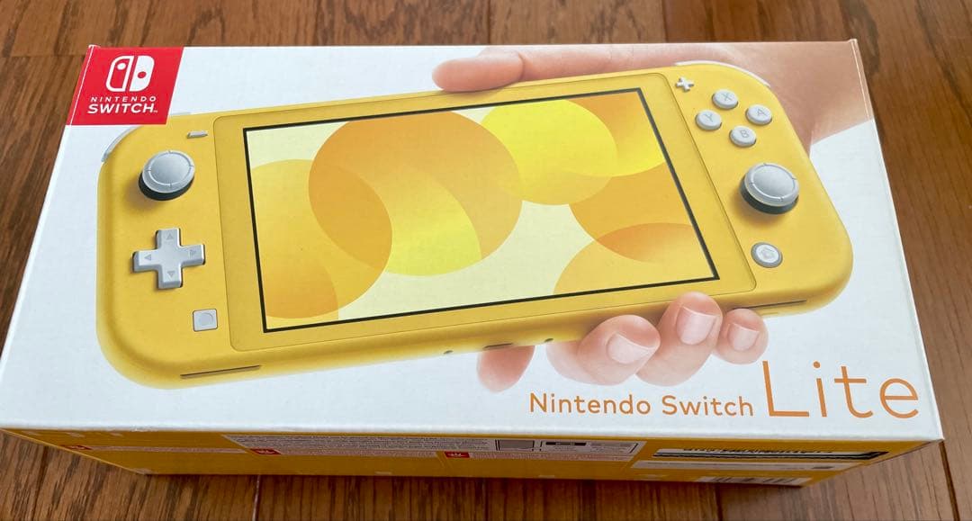 Nintendo Switch Lite イエロー（海外購入品）