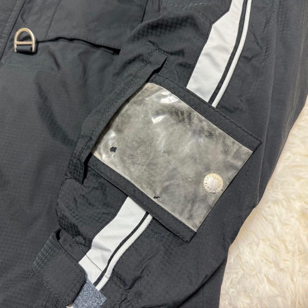 美品 DESCENTE スキーウェア 上下セット Lサイズ 【E-32】