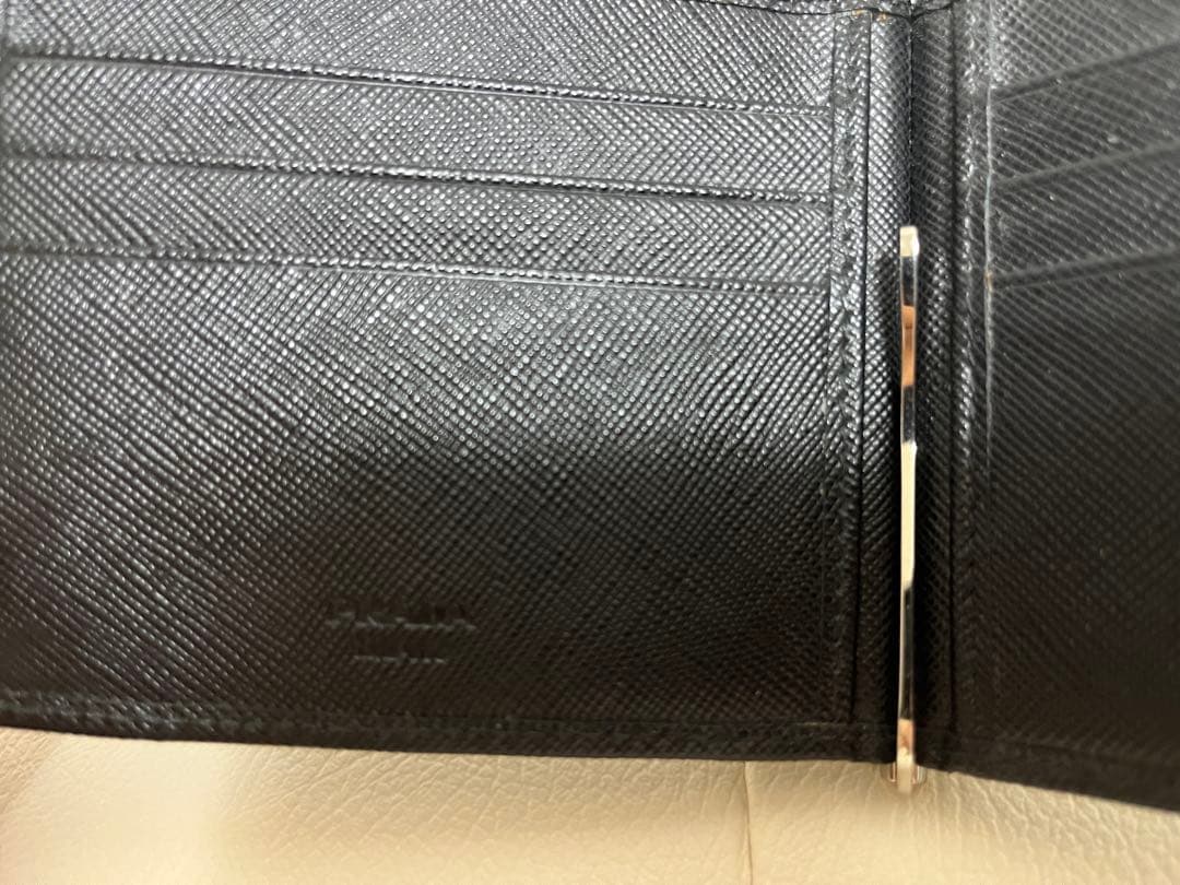 今だけ値下げ‼️PRADA 黒レザー マネークリップ