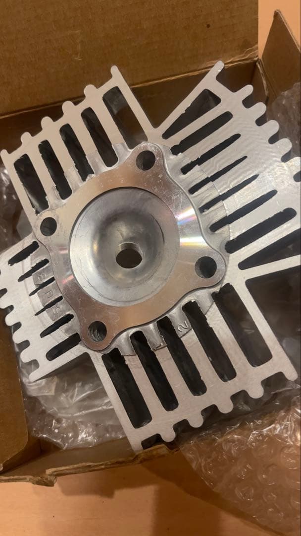 YAMAHA 郵政メイト90 シリンダーヘッド　2スト