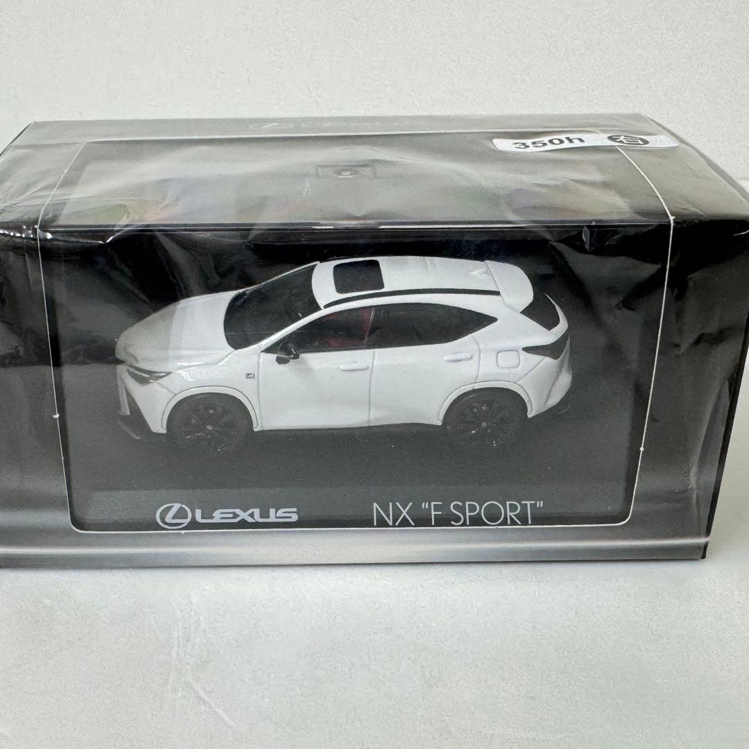 京商 1/43 レクサス 350h NX F スポーツ ホワイト