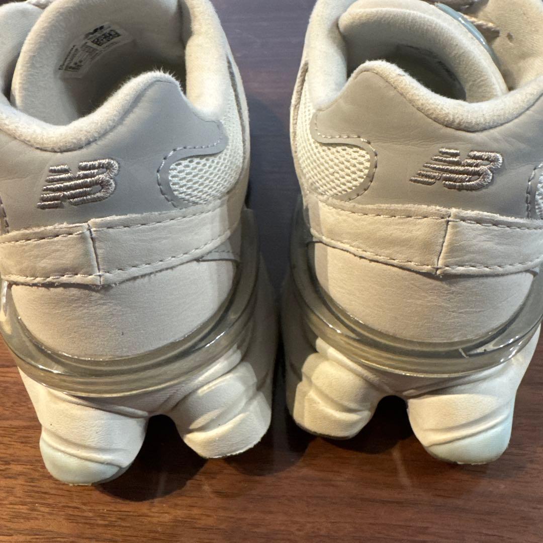 New Balance 9060 ニューバランス　スニーカー　emmi 24cm