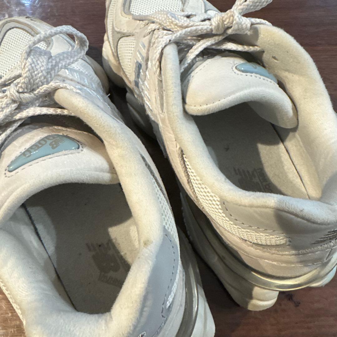 New Balance 9060 ニューバランス　スニーカー　emmi 24cm