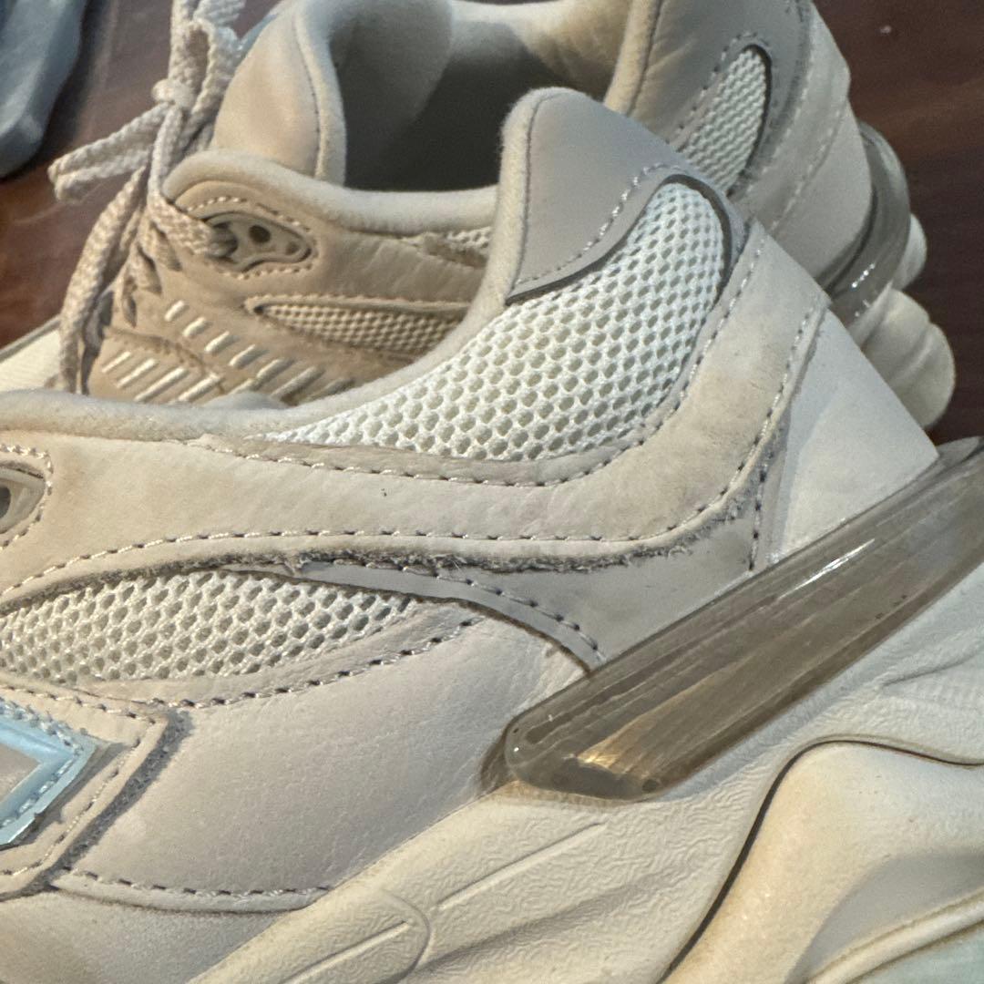 New Balance 9060 ニューバランス　スニーカー　emmi 24cm