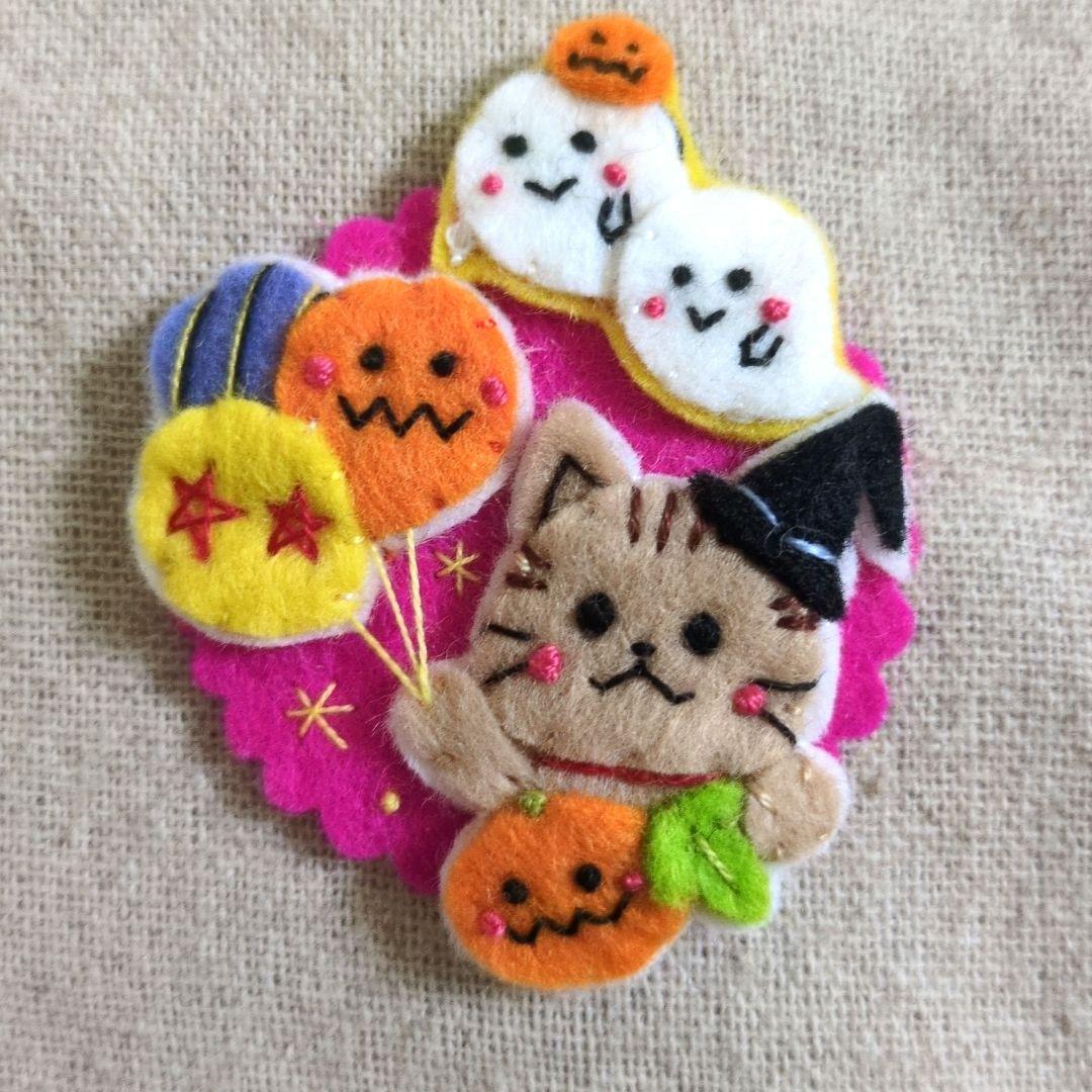 [専用　こり様]チャーム ハンドメイド 刺繍 フェルト 毛糸 ストラップ