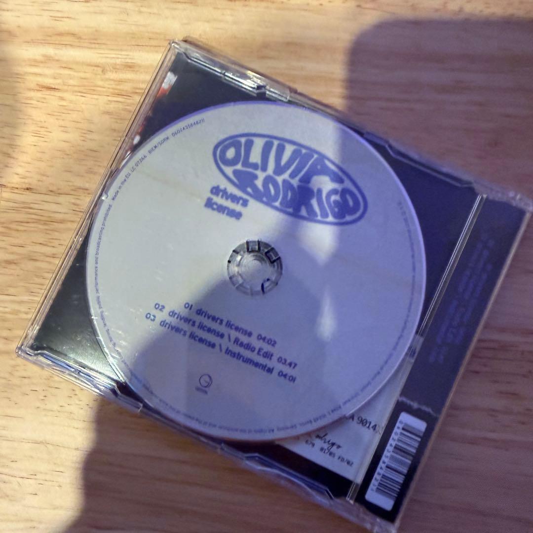 【ドイツ盤】Olivia Rodrigo ds license CD