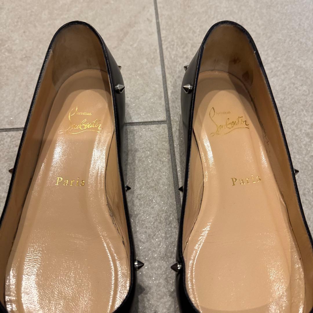 Christian Louboutin フラットシューズ