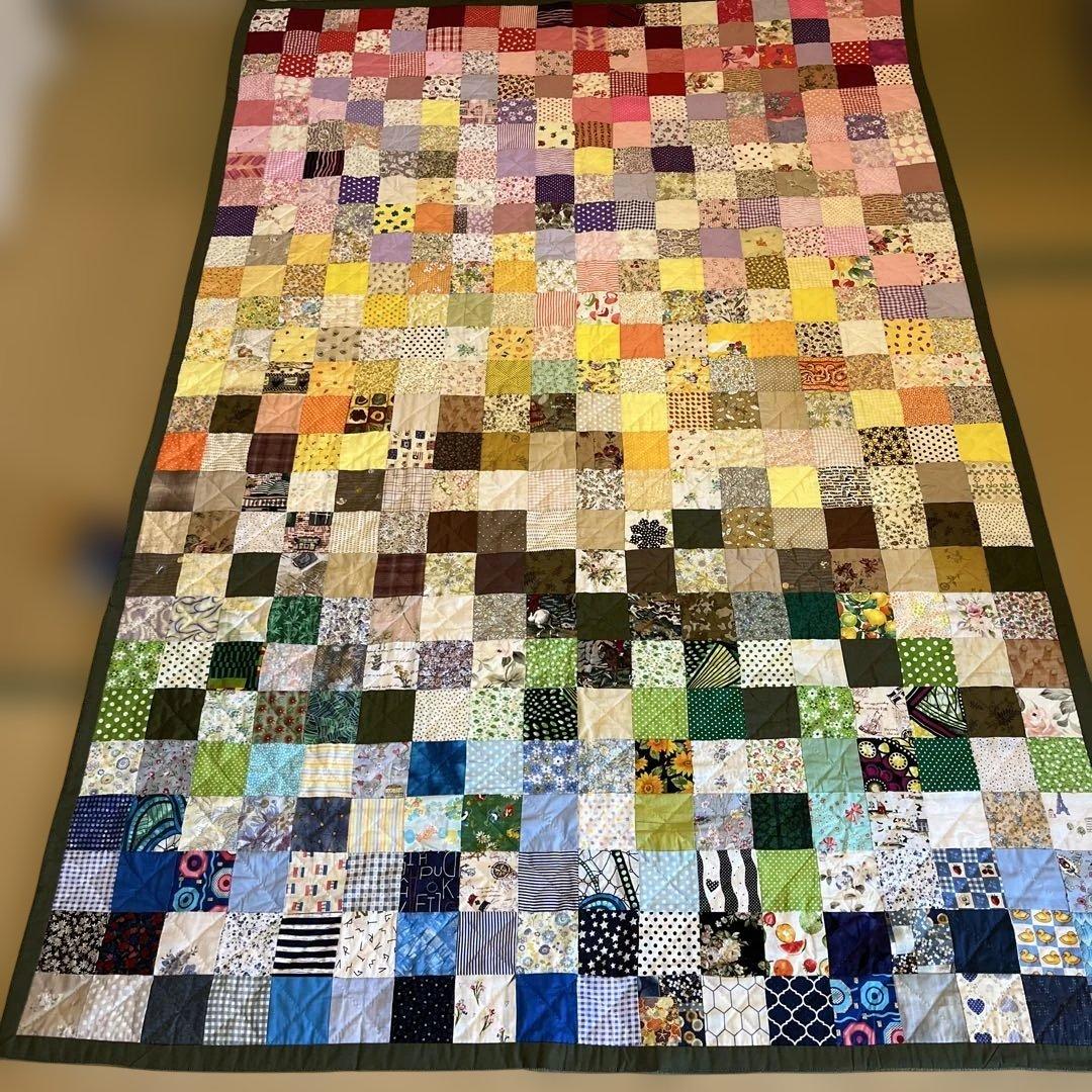 値下げ！手縫いパッチワーク　ベッドカバー(特大)　230×130㎝ おまけ付き