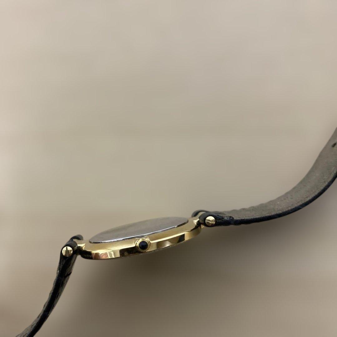 PIERRE BALMAIN 腕時計 ブラック ゴールド 稼働中。