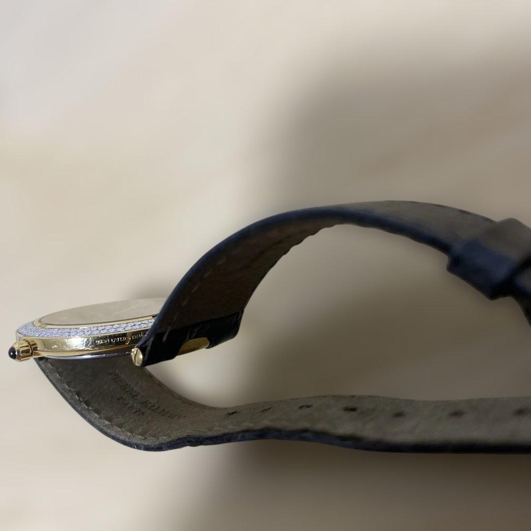 PIERRE BALMAIN 腕時計 ブラック ゴールド 稼働中。