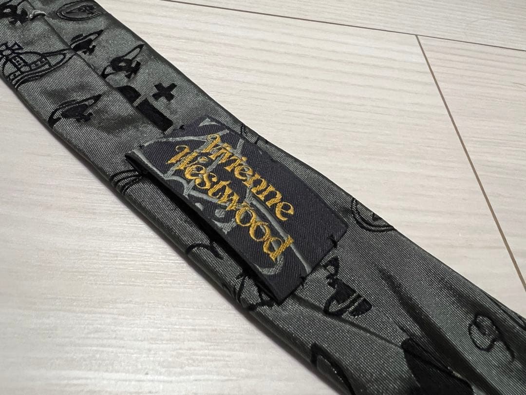 ヴィヴィアンウエストウッド　ネクタイ