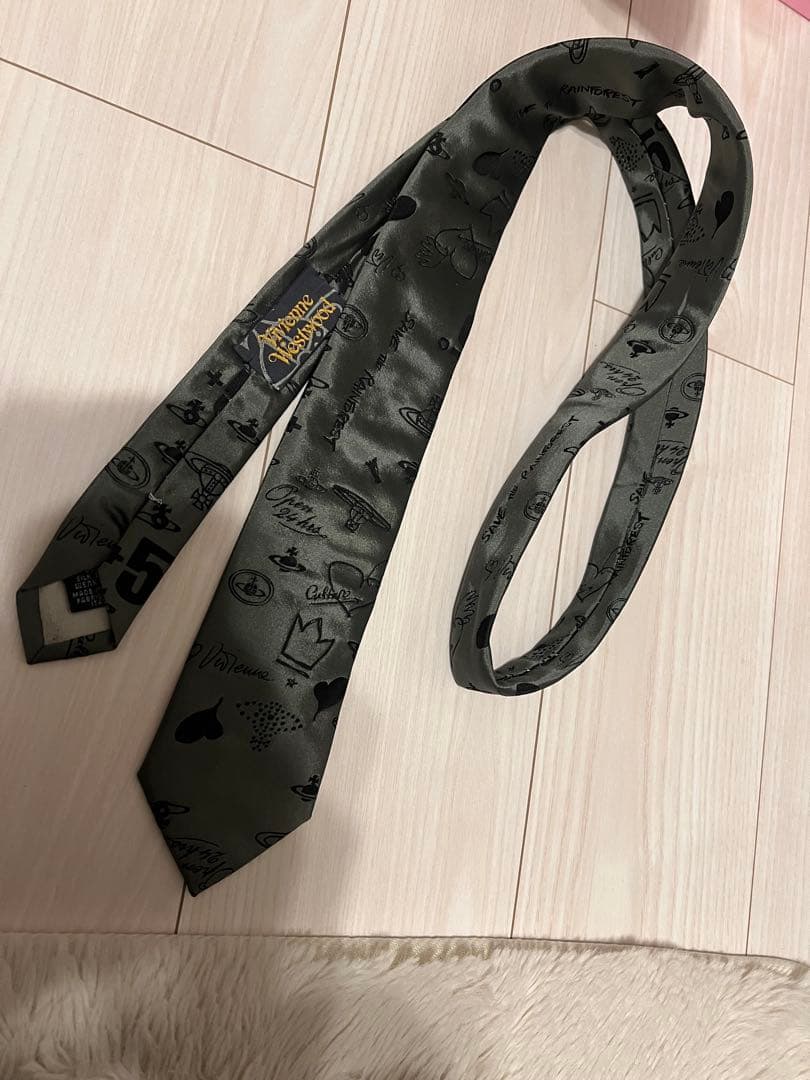 ヴィヴィアンウエストウッド　ネクタイ