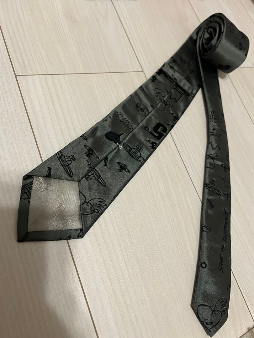 ヴィヴィアンウエストウッド　ネクタイ