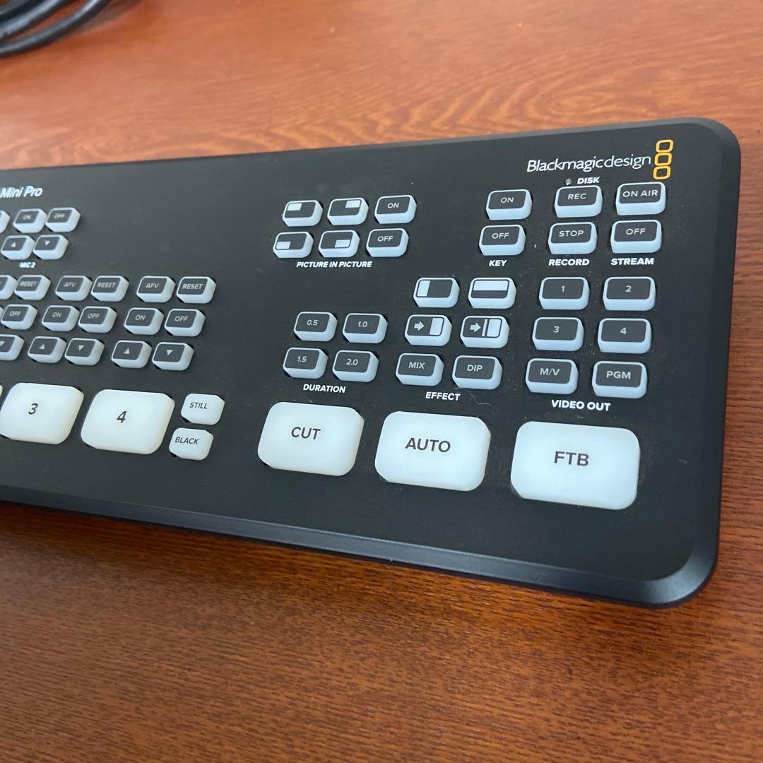 ATEM Mini Pro ビデオスイッチャー