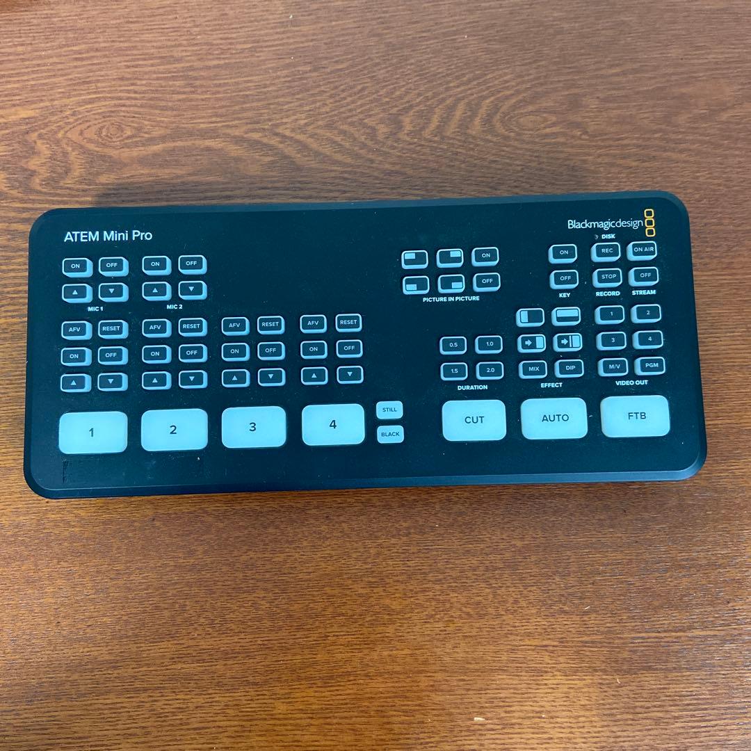 ATEM Mini Pro ビデオスイッチャー