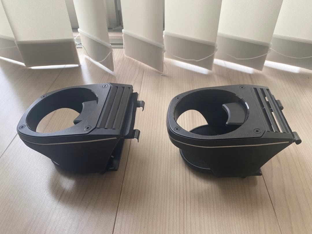 Mercedes-Benz W463 ドリンクホルダー 2個セット