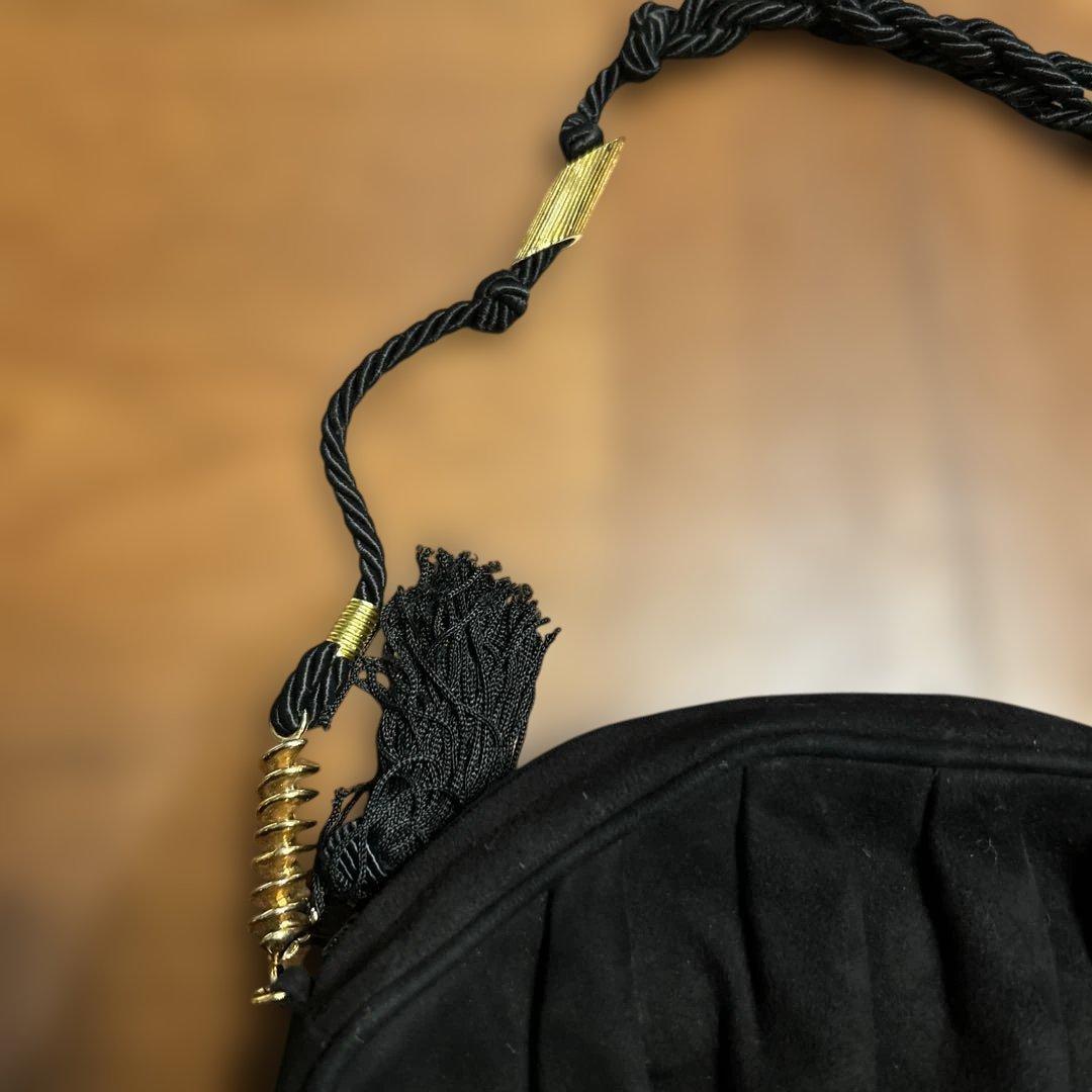 FENDI ブラックスエードパーティーバッグ