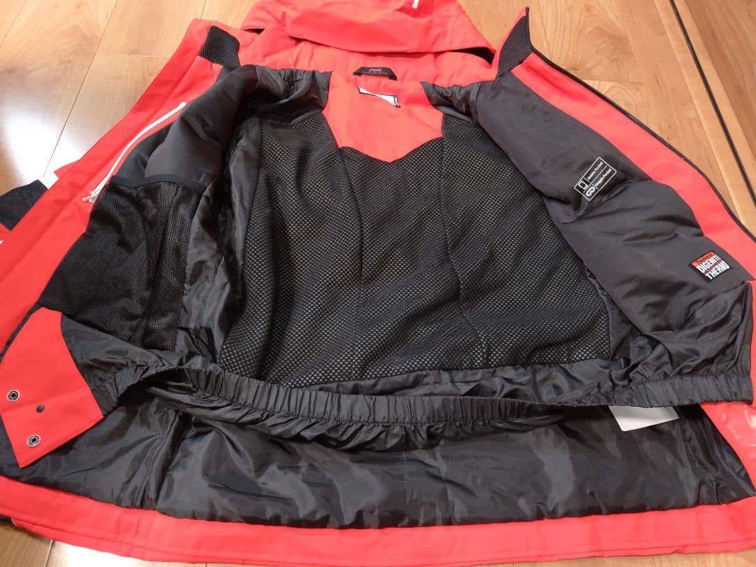 phenixフェニックス⭐メンズ　スキーウェア　上のみ　Lサイズ 非売品色