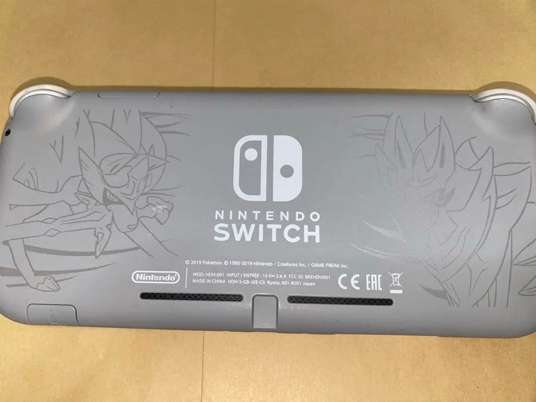 【中古】Nintendo Switch Lite ［ザシアン•ザマゼンタ］