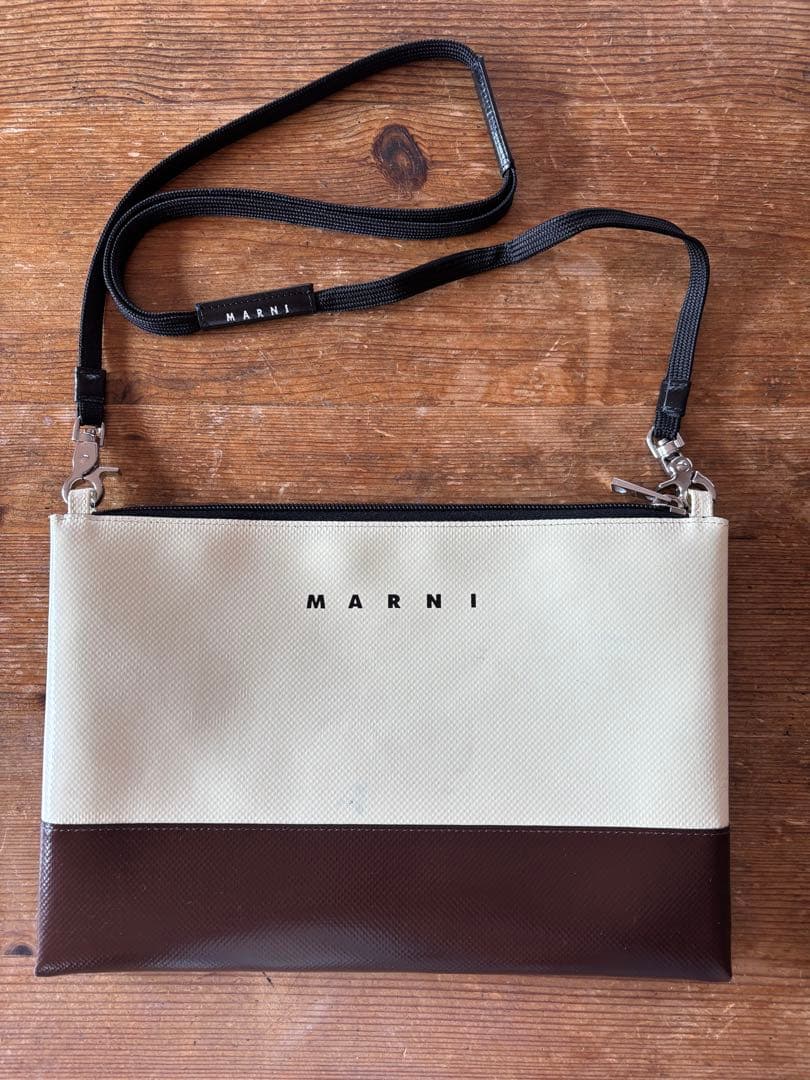MARNI マルニ ショルダーバッグ サコッシュ