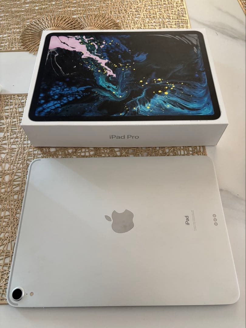 iPad Pro 11インチ 2018モデルWiFi 64GB