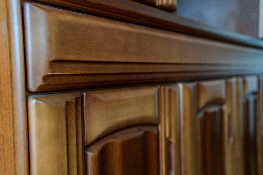 松田家具 木製食器棚 両扉 送料・設置費込み