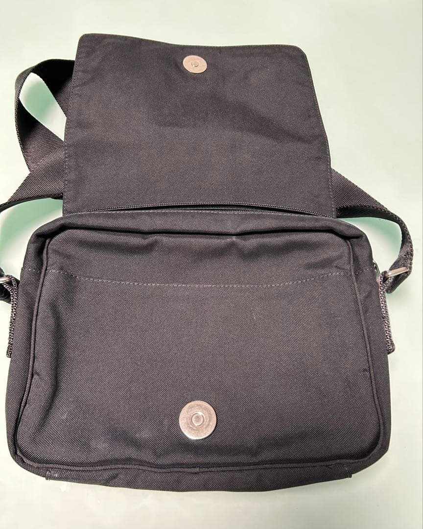 BALENCIAGA ブラック ショルダーバッグ