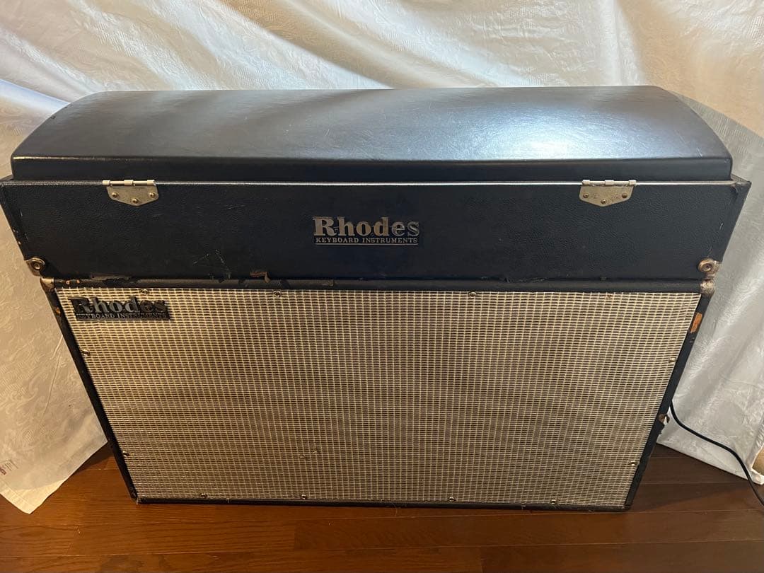 おとうさま用Rhodes Suitcase Piano 73鍵