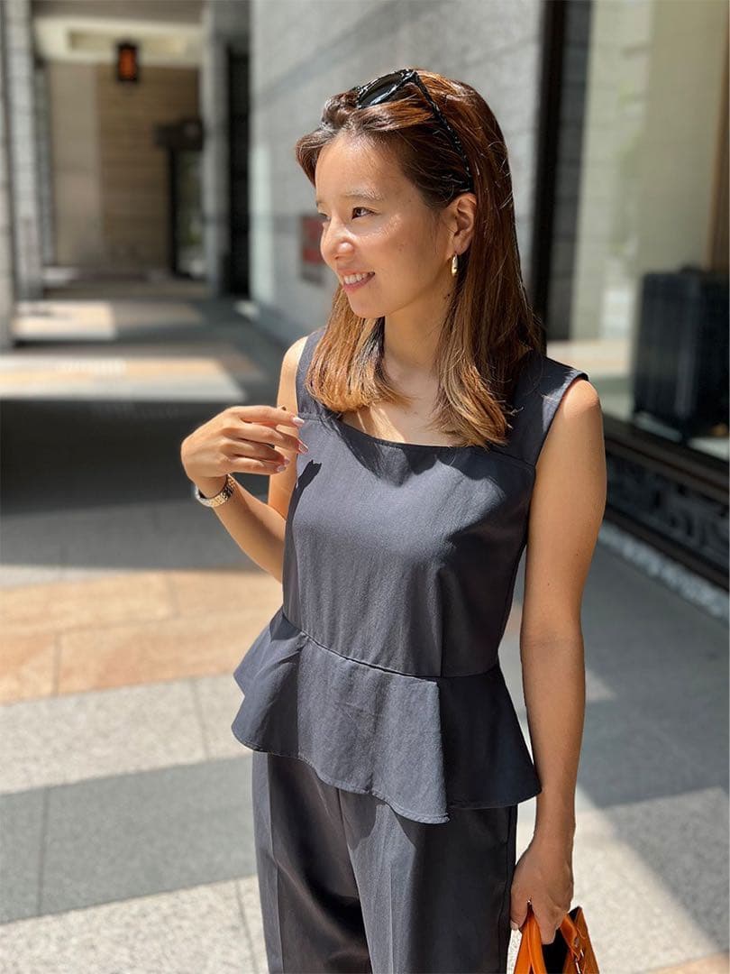 セントルーニー　ペプラムフリルオールインワン