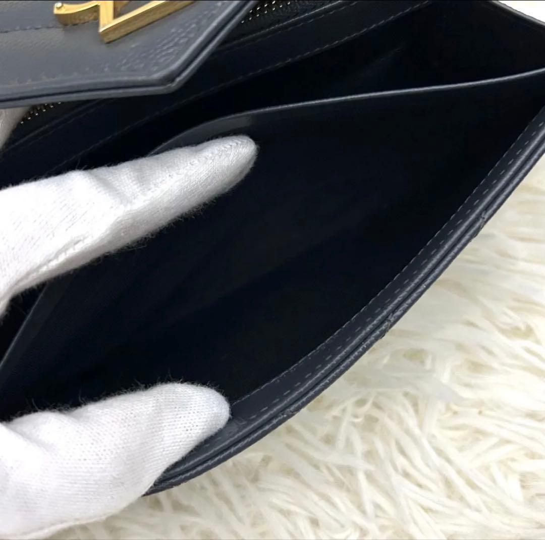 ［極美品］SAINT LAURENT YSL カサンドラ 長財布 グレー