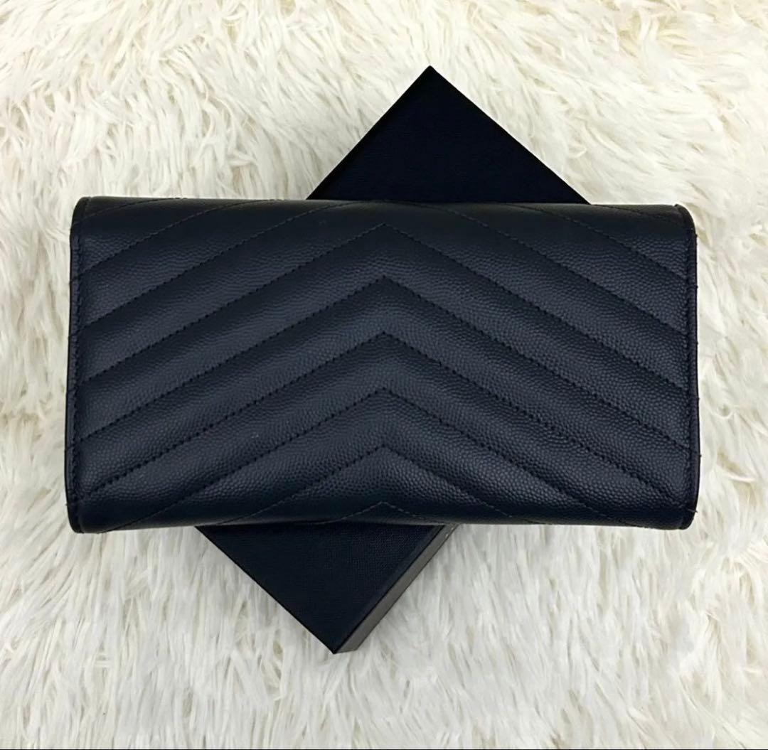 ［極美品］SAINT LAURENT YSL カサンドラ 長財布 グレー