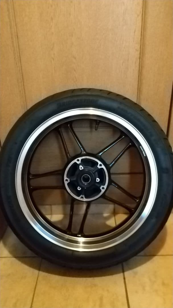 CB1100 sc65 ABS (2012年式)純正 リア ホイール タイヤ