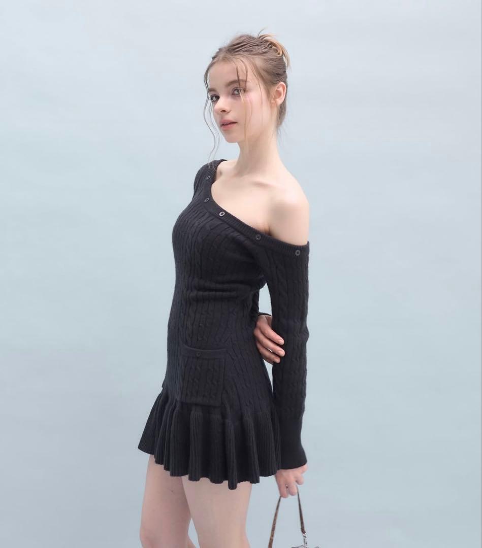 ワンピース yilon ONE SHOULDER CABLE KNITOP NAVY