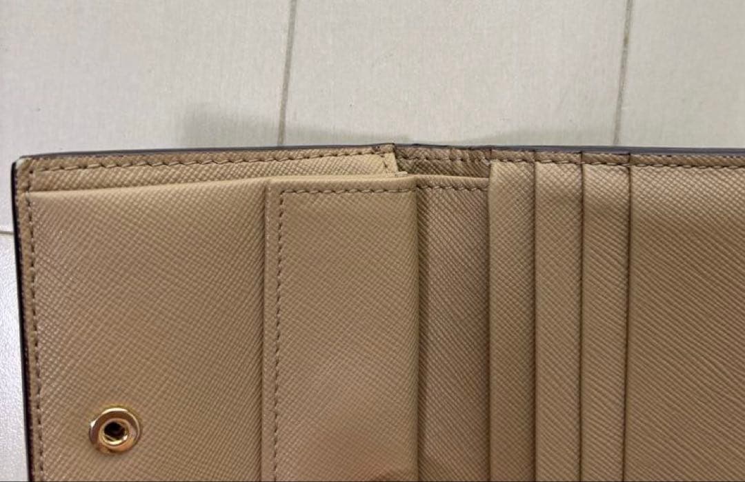 マルニ MARNI 二つ折り 財布 ミニ財布 サフィアーノ レザー ウォレット