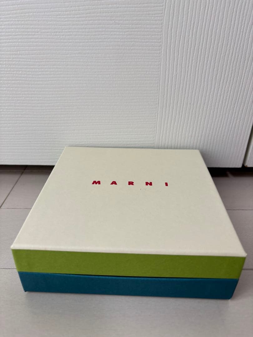 マルニ MARNI 二つ折り 財布 ミニ財布 サフィアーノ レザー ウォレット