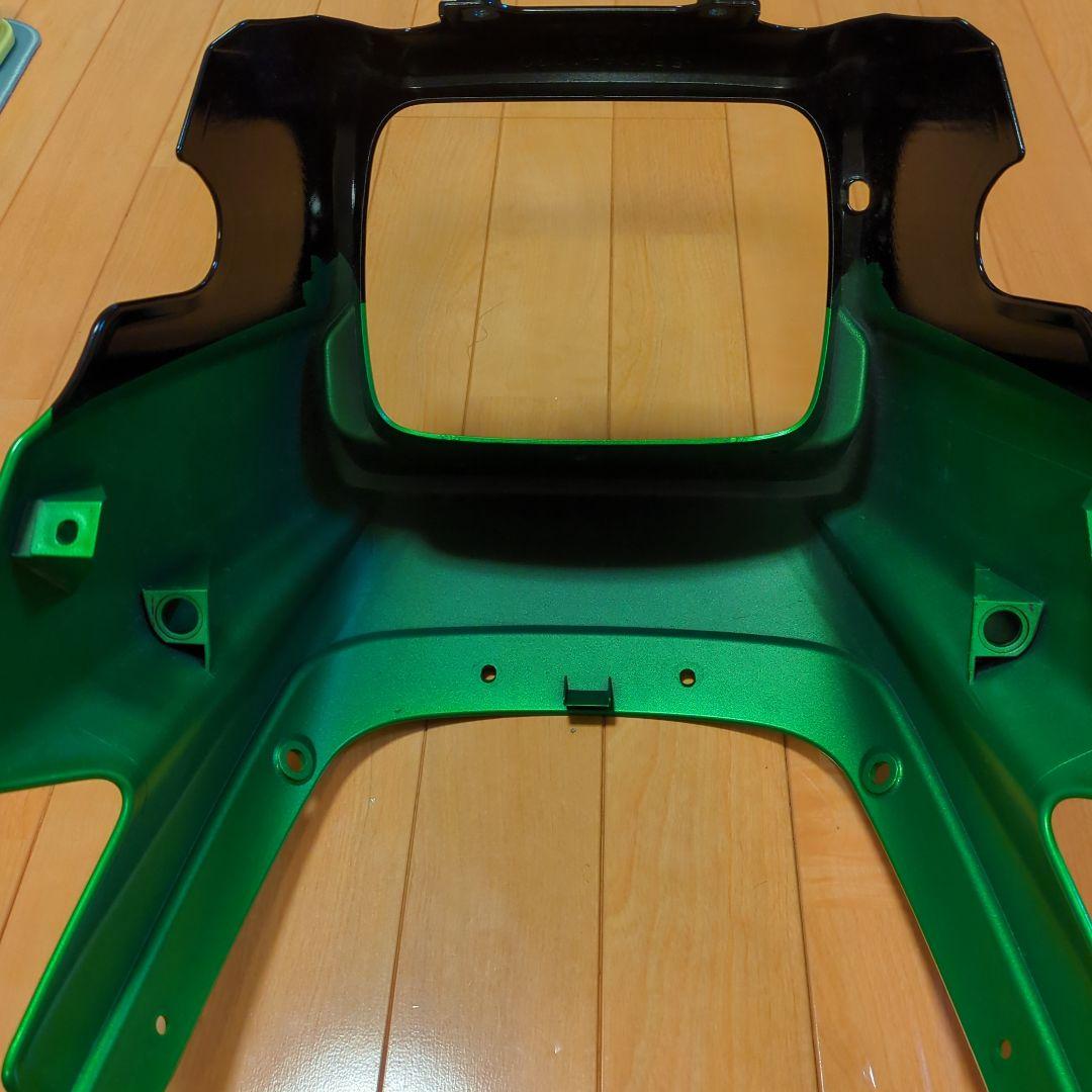 ZRX1200DAEG 2010年式 キャンディライムグリーンのビキニカウル